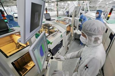 世界電腦大王 昔日王者從2.4億易主到東山再起